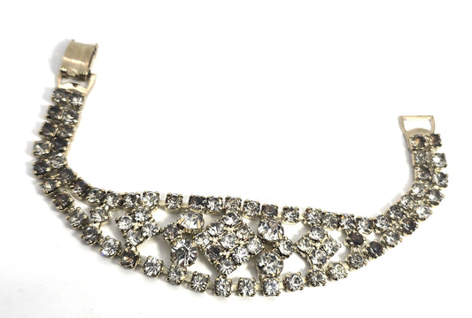 Vintage rhinestone clear gold toned mid century tennis bracelet 7 inches