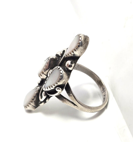 Richard Long Sr Navajo Mother of Pearl vintage sterling silver ring size 6.5