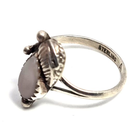 Annie Chapo Navajo MOP Native American vintage sterling silver ring size 6.5