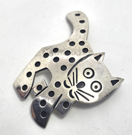 Modernist spotted chunky mid century cat vintage sterling silver feline brooch