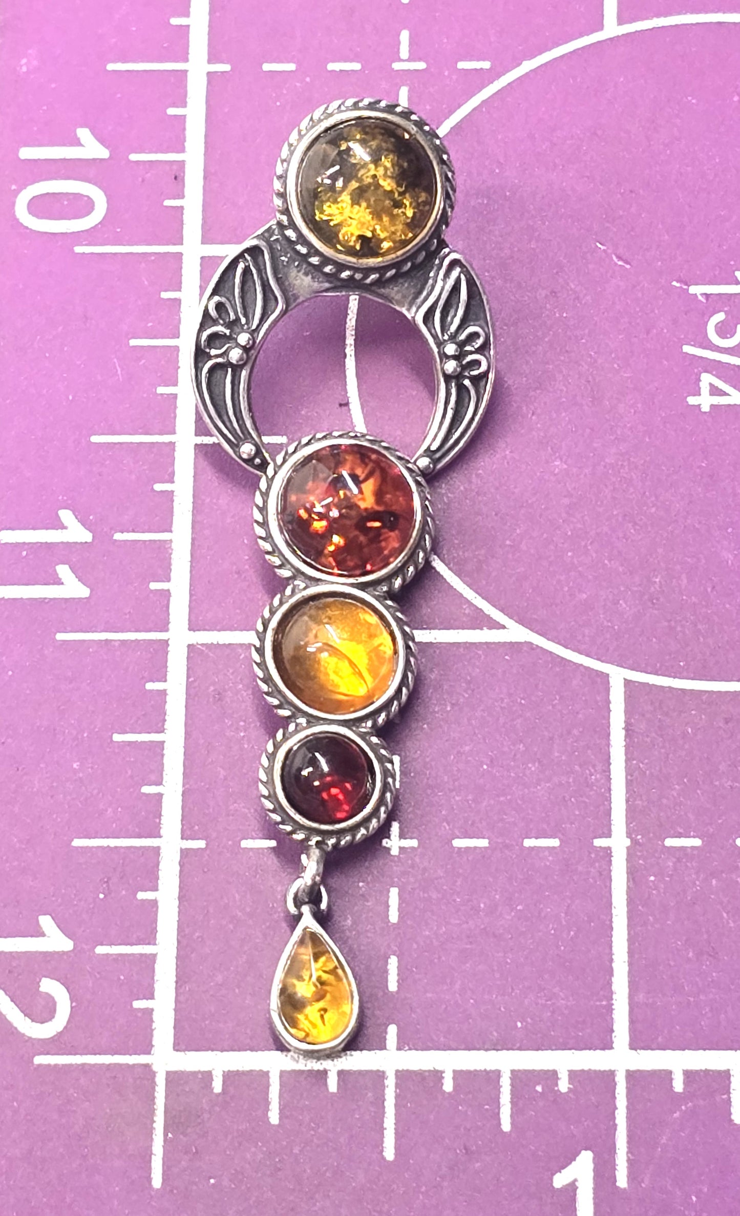 Valerio 888 Ian & Valery Coolish amber Celtic sterling silver V8 Poland amber earrings