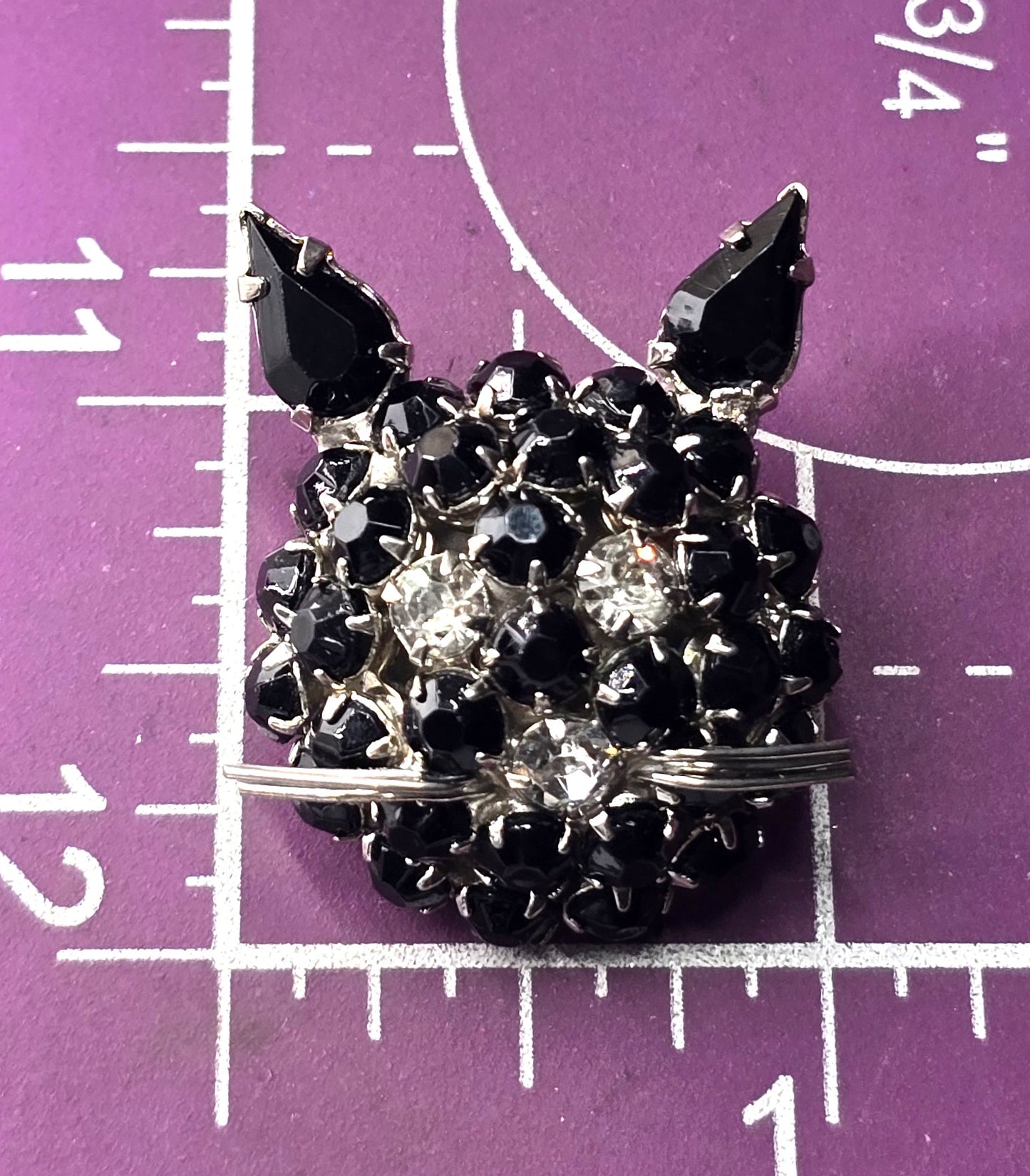 Joseph Warner Black and Silver kitty cat head signed vintage brooch