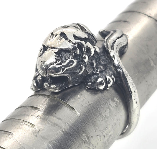 Roaring Lion Antique Leo detailed sterling silver wrap vintage ring size 6