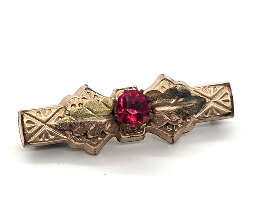 Taille d'épargne antique Victorian black hills gold pink mourning brooch Memento Mori