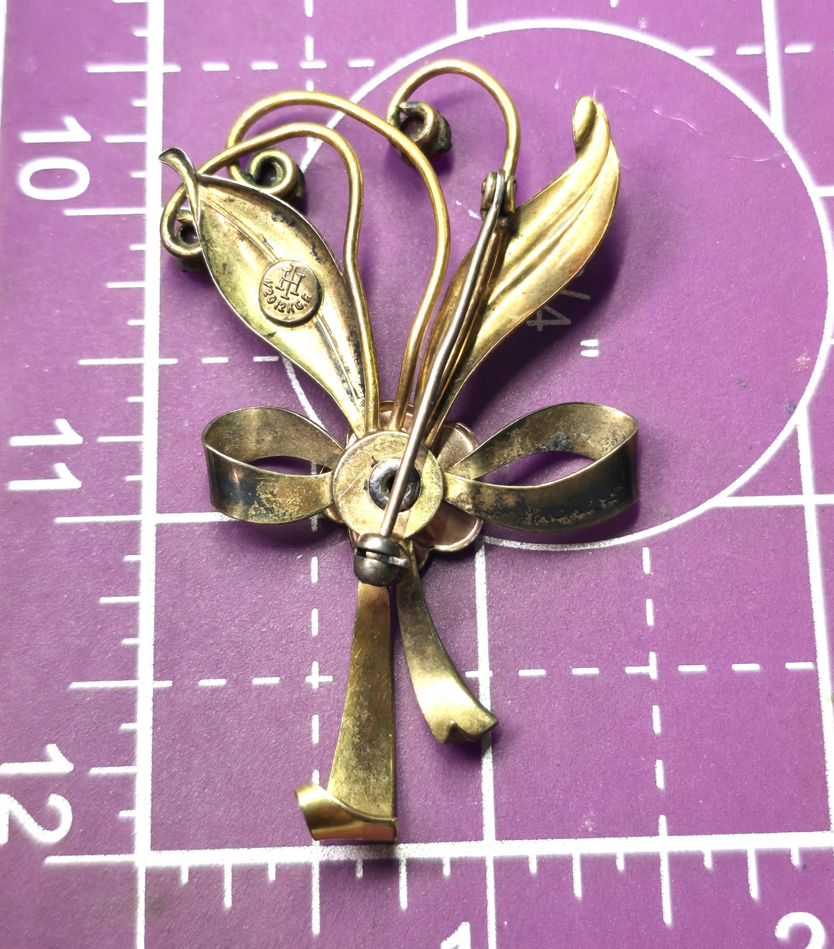 Harry Iskin Modernist vintage red rhinestone flower gold filled brooch