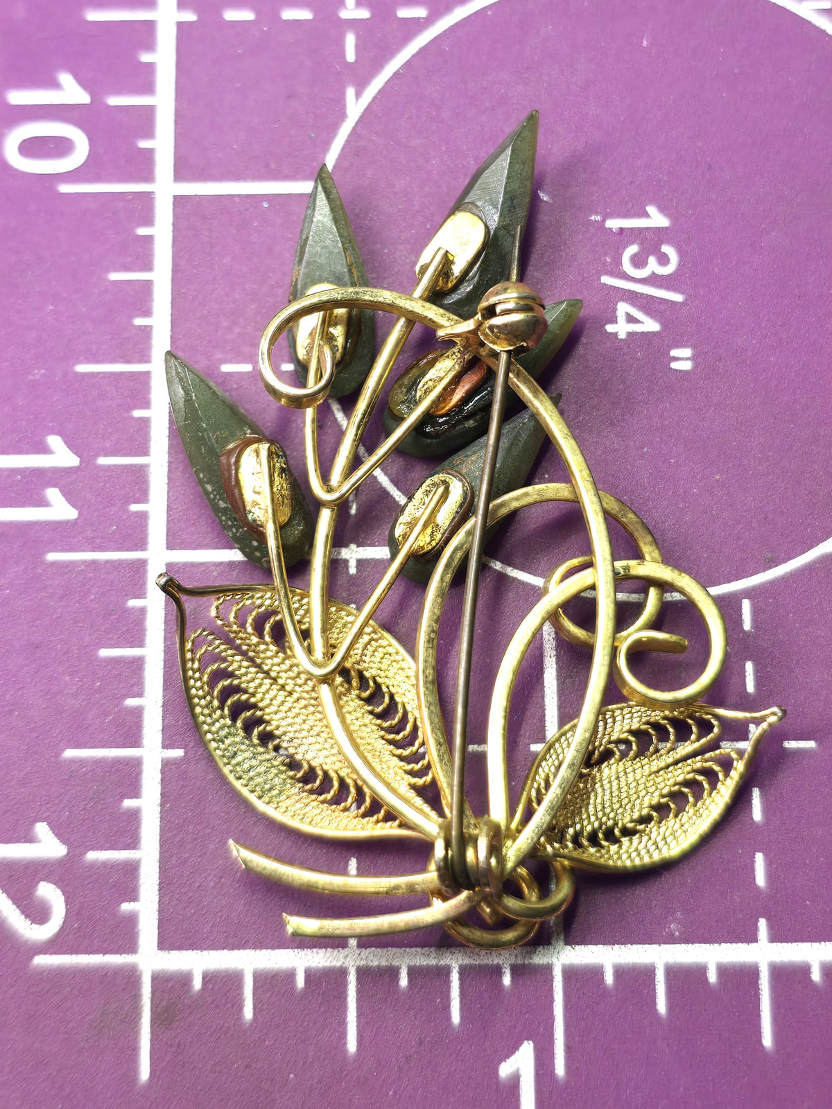 Jade leaf petal gemstone vintage gold toned leaf mid century brooch