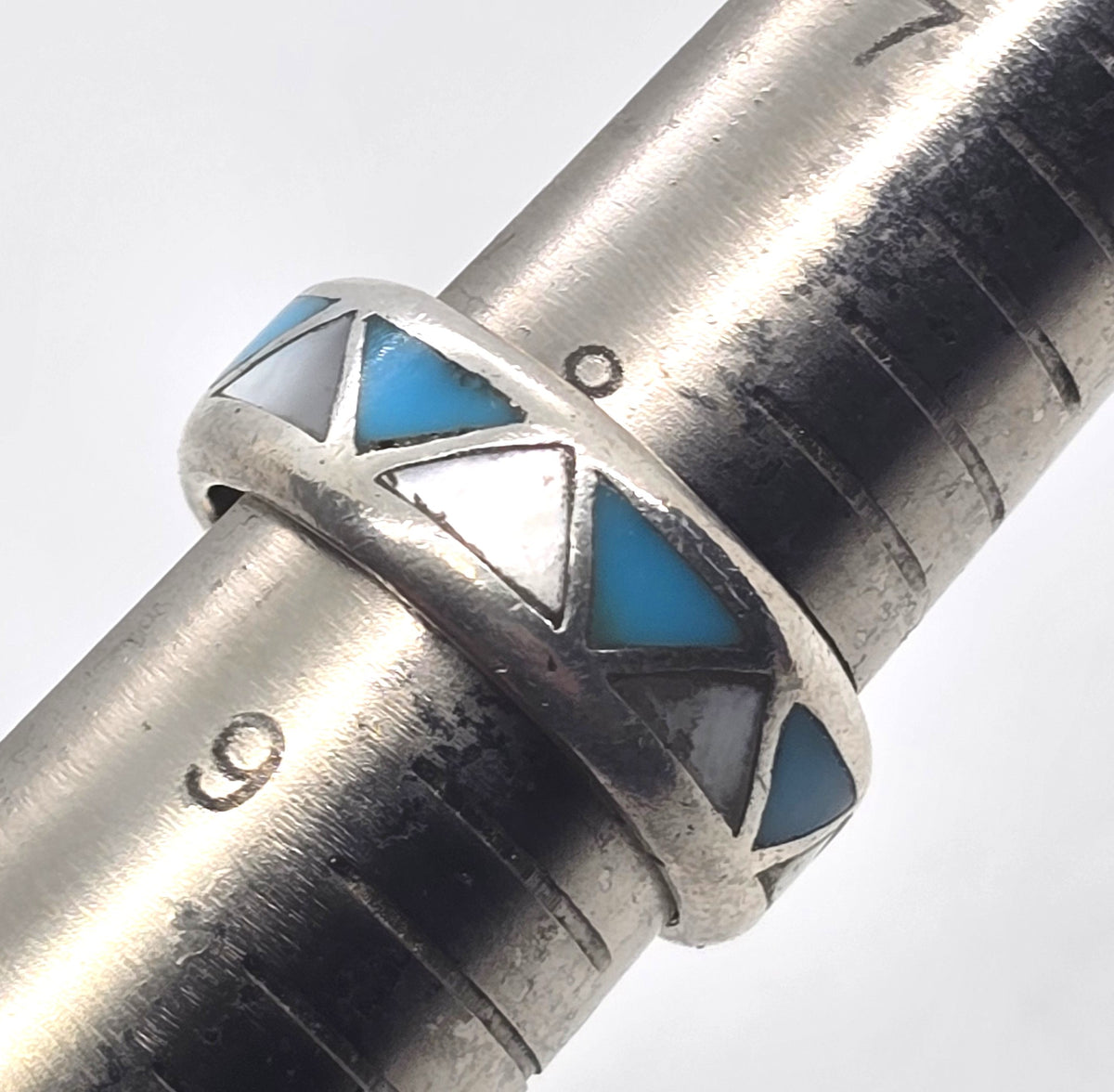 Gemstone Inlay Mother of Pearl Turquoise Chevron Sterling Silver ring band size 8