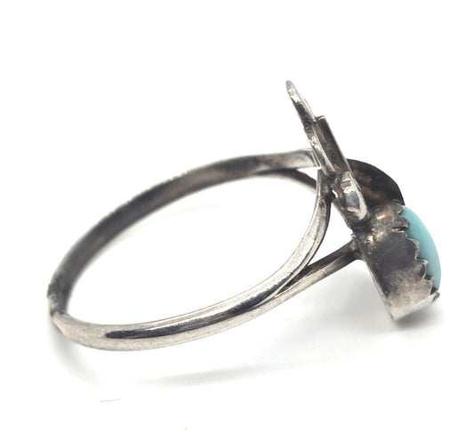 Turquoise turquoise small petite Navajo vintage sterling silver ring size 5.25