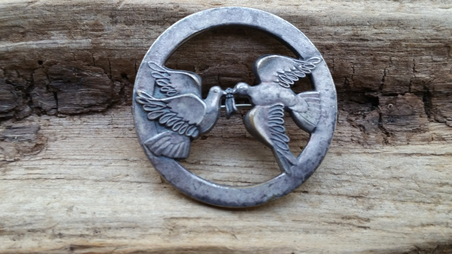Art Nouveau Two Turtle doves with olive branch vintage sterling silver brooch dove of peace