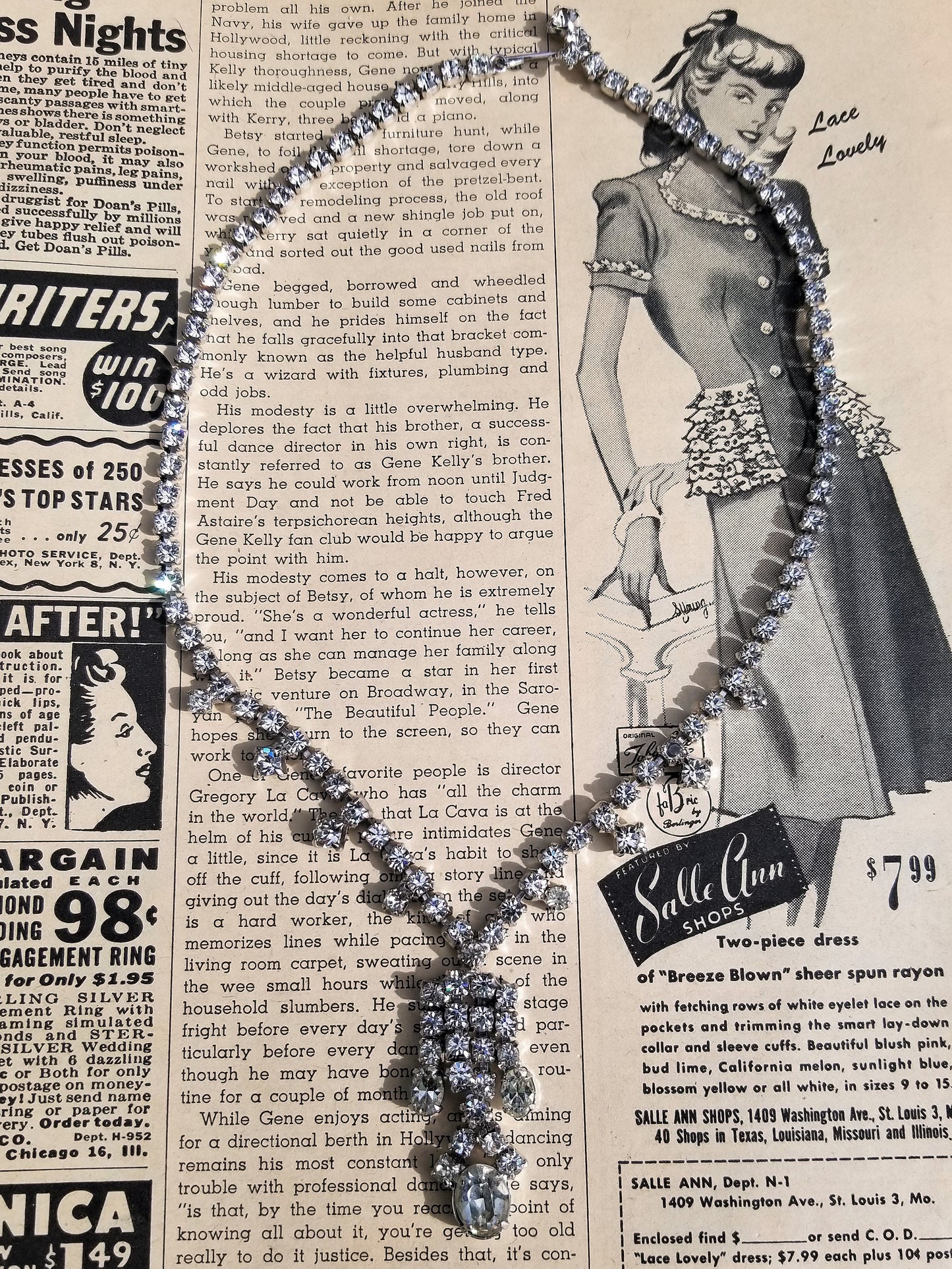 Flowing rhinestone bib princess vintage necklace