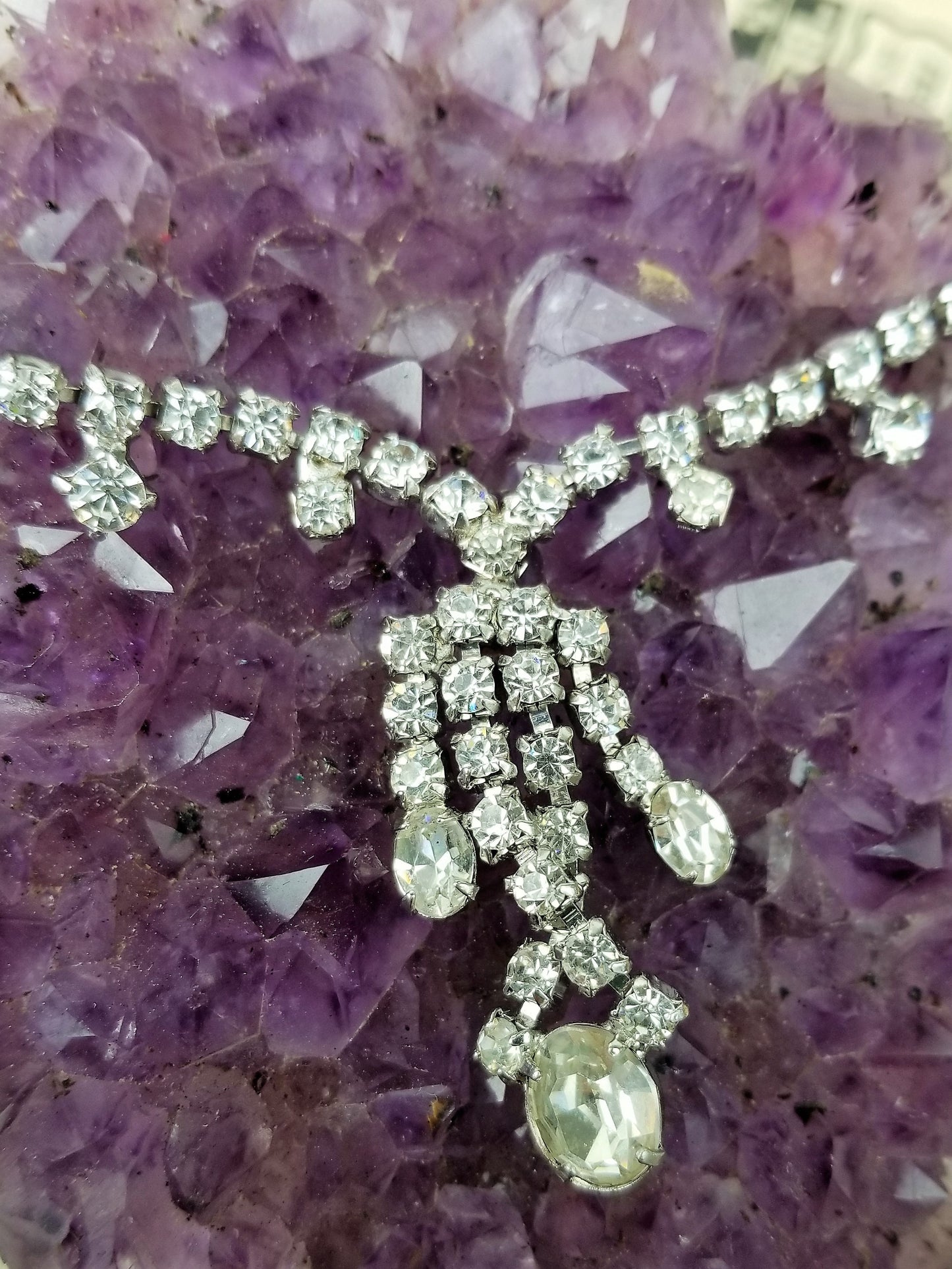 Flowing rhinestone bib princess vintage necklace