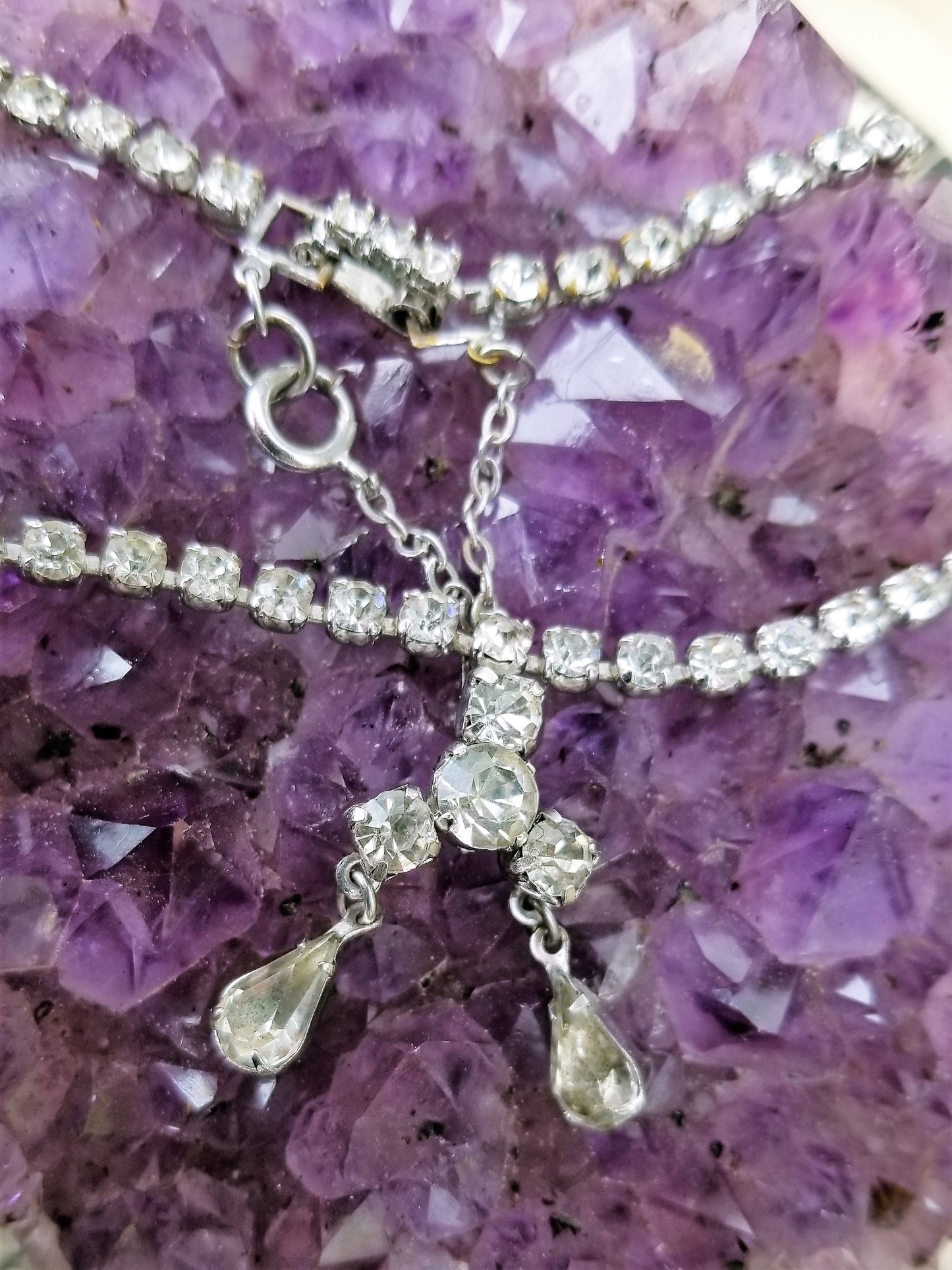 Teardrop vintage rhinestone princess necklace with safety chain