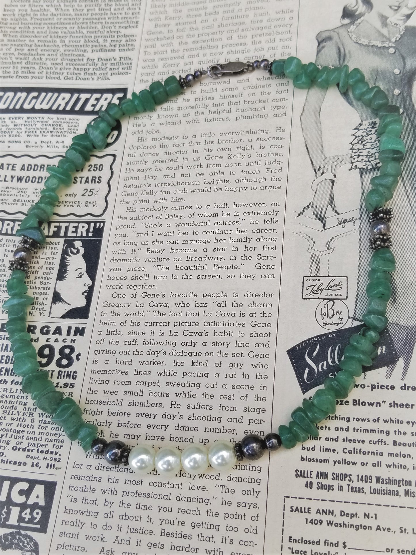 Green Aventurine chip sterling silver and pearl beaded necklace