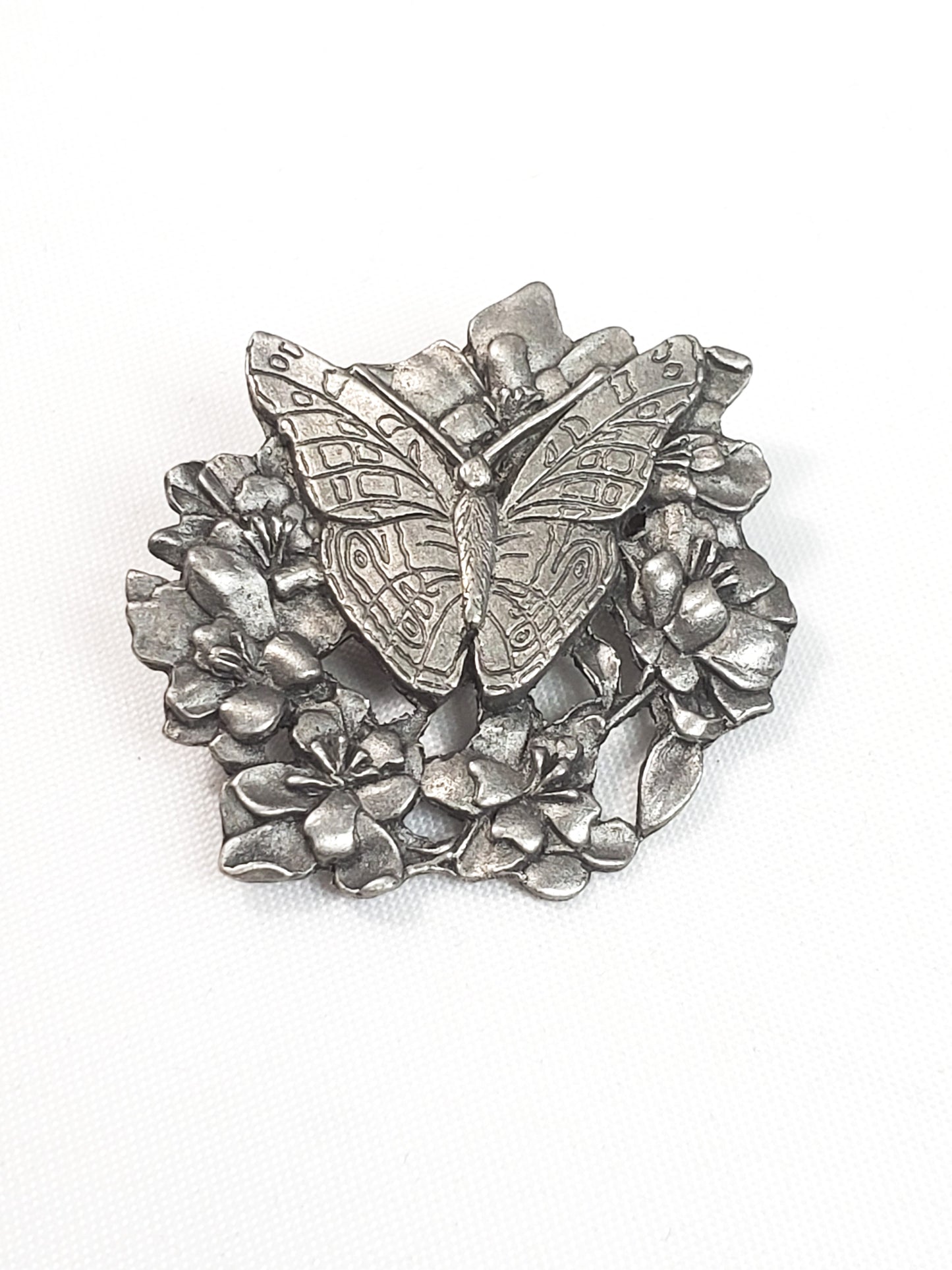Vintage Birds and Blooms butterfly in flowers brooch pin 1998