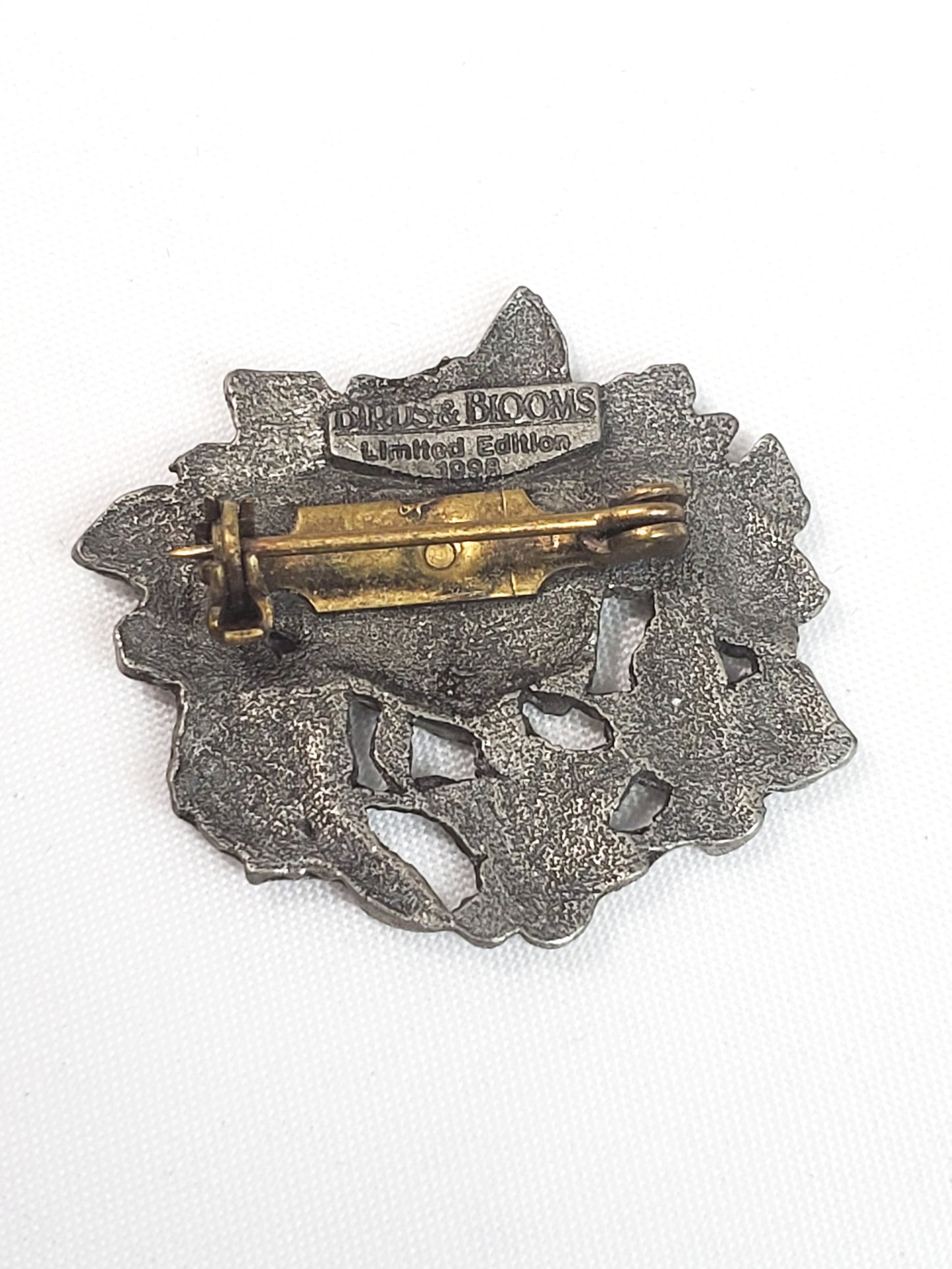 Vintage Birds and Blooms butterfly in flowers brooch pin 1998