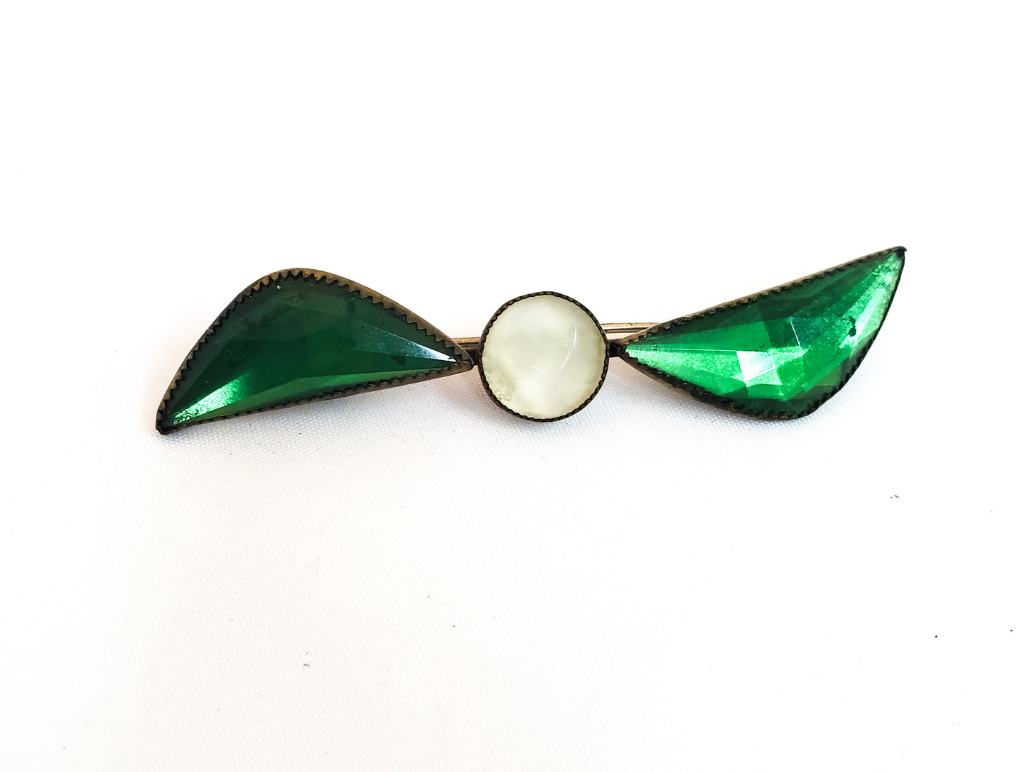 WWI bright green and white Czech glass propeller sweetheart brooch holiday Christmas