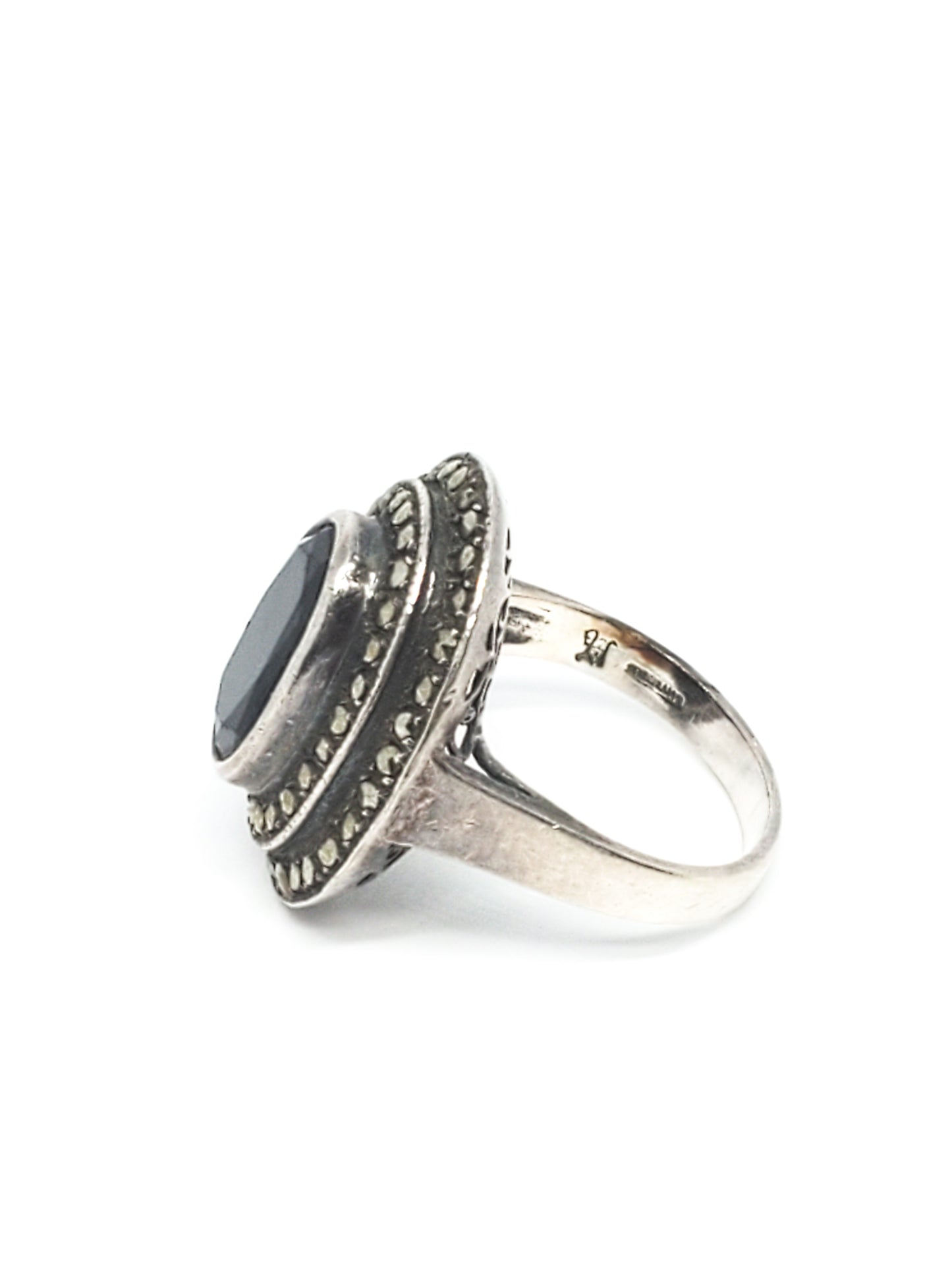 Art Deco marcasite black gemstone sterling silver ring signed W 925 size 6