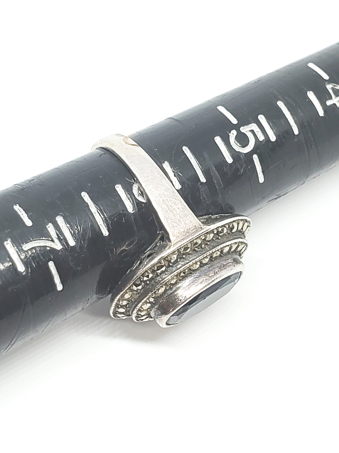 Art Deco marcasite black gemstone sterling silver ring signed W 925 size 6