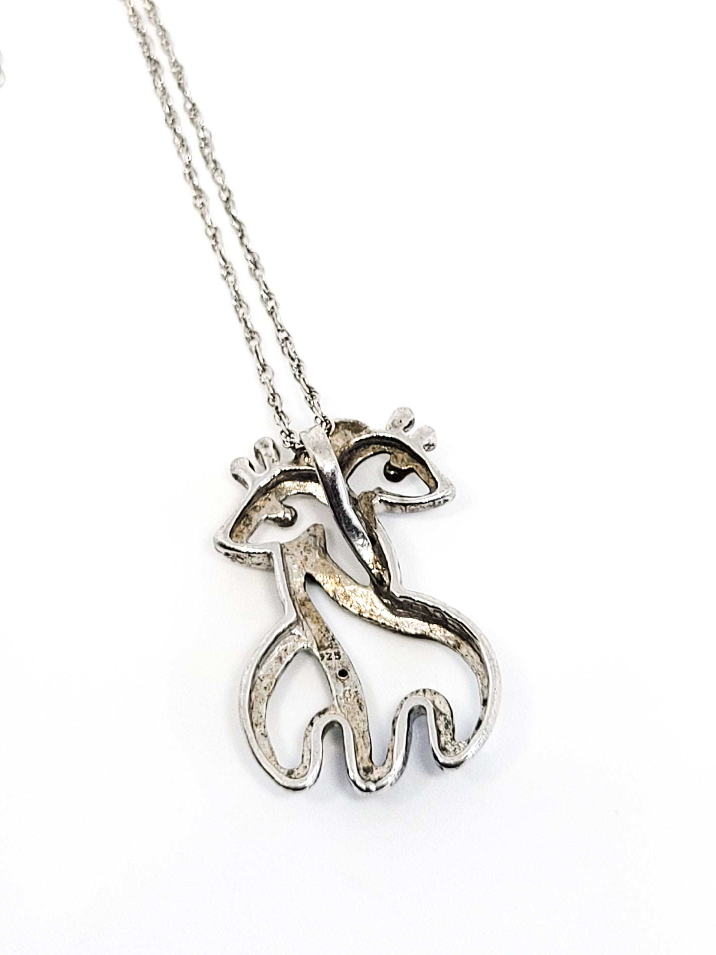 Hugging Giraffes black and white diamond sterling silver pendant necklace 925