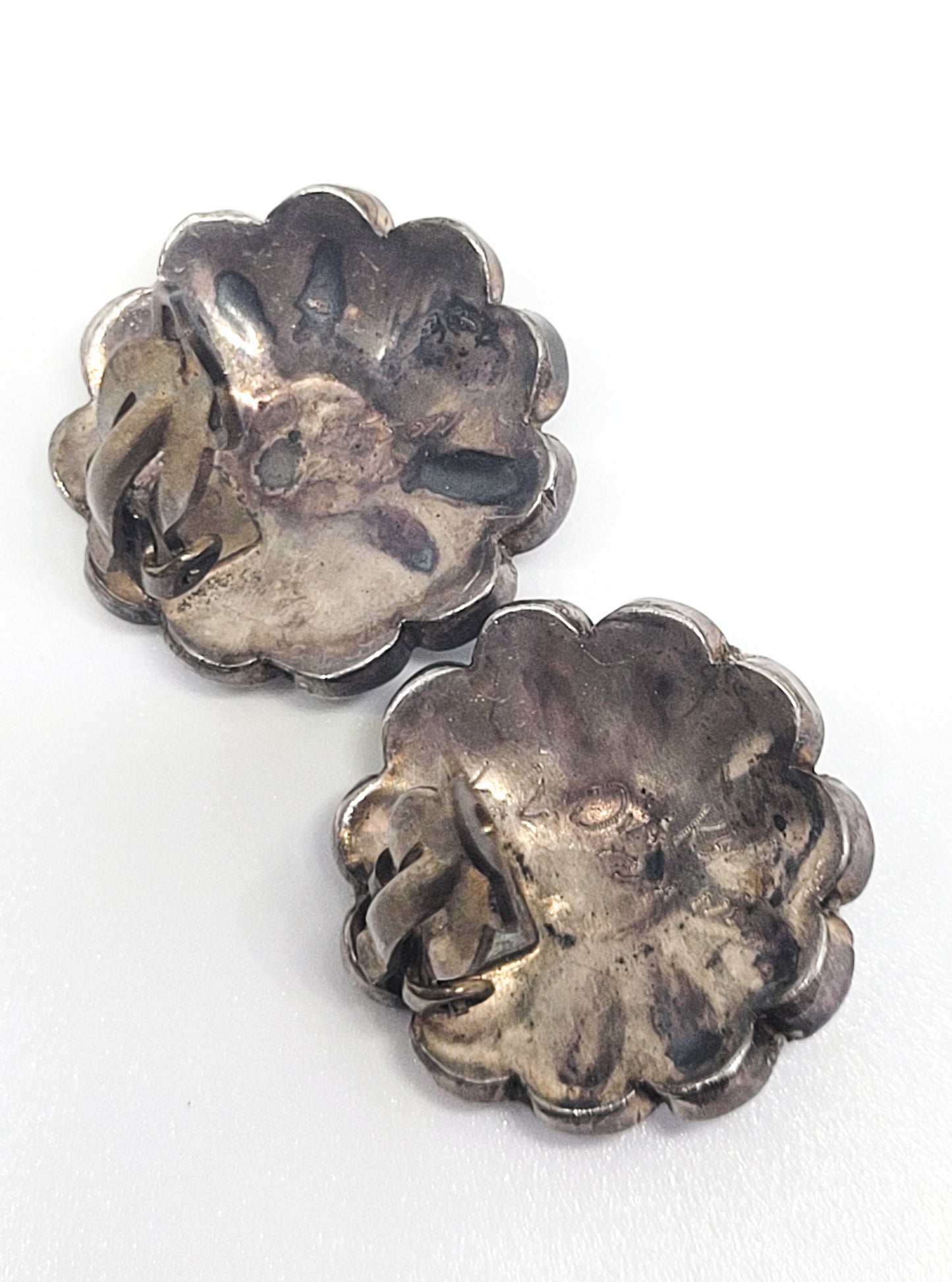 L.L. Dickson Larry and Lorinda Natie American Zuni Sterling sunface earrings 925