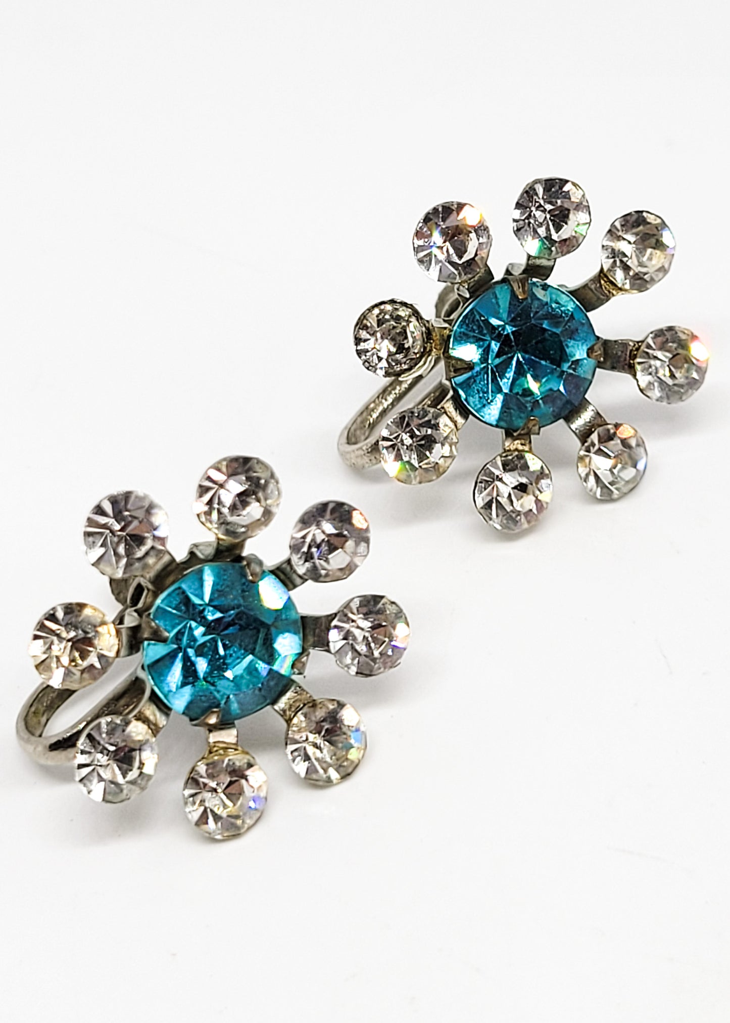 Atomic flower aqua blue vintage rhinestone screw back earrings mid century