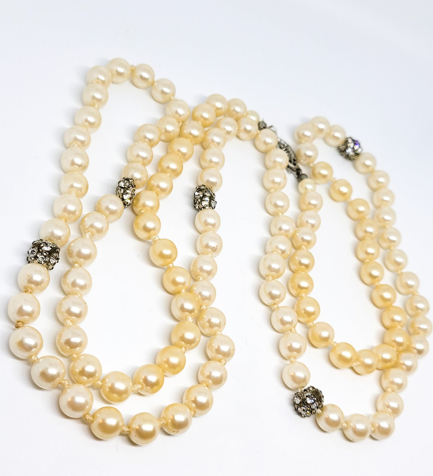 Cream faux pearl and rhinestone beaded hand knotted long vintage necklace 42 inches