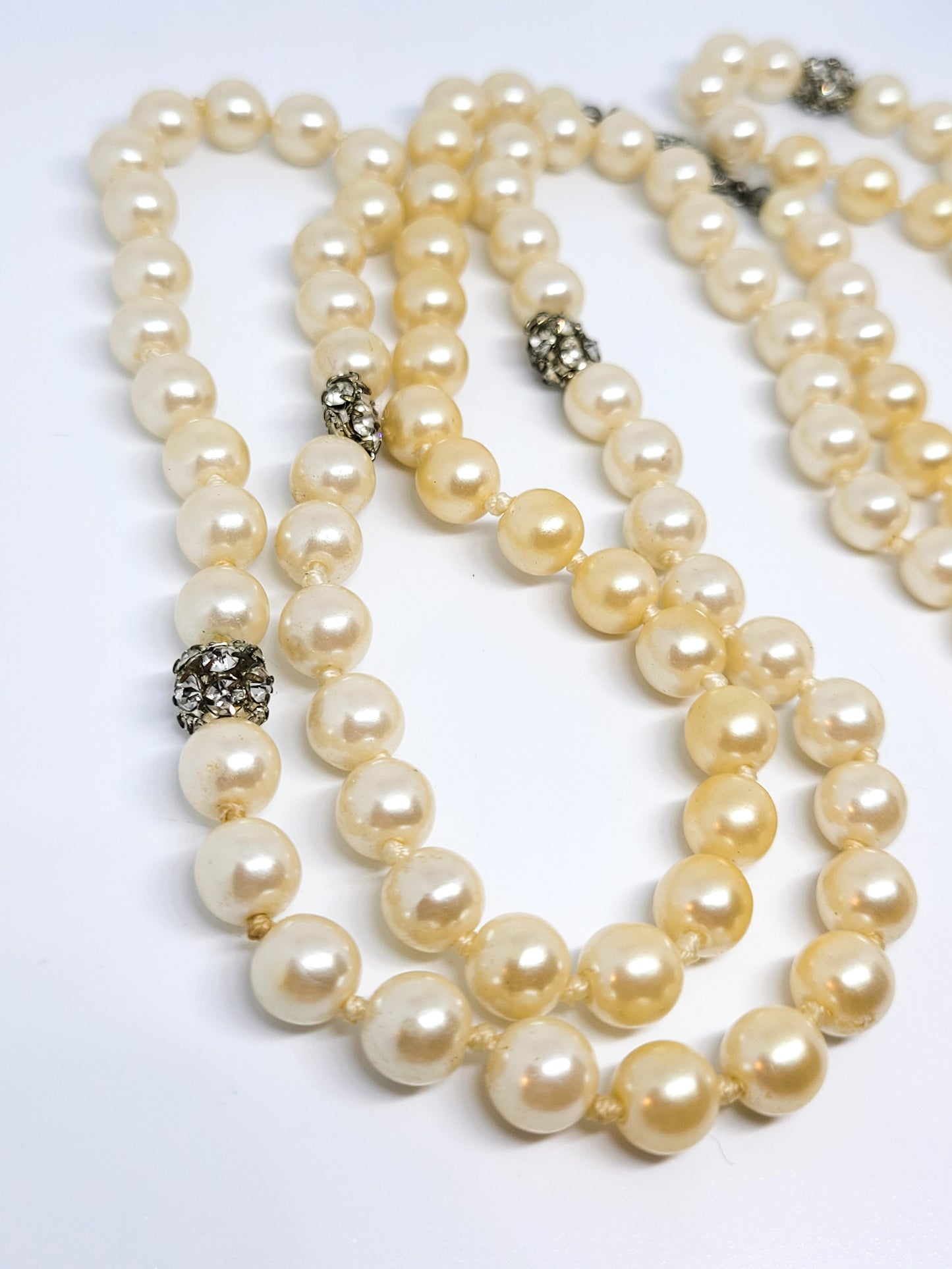 Cream faux pearl and rhinestone beaded hand knotted long vintage necklace 42 inches