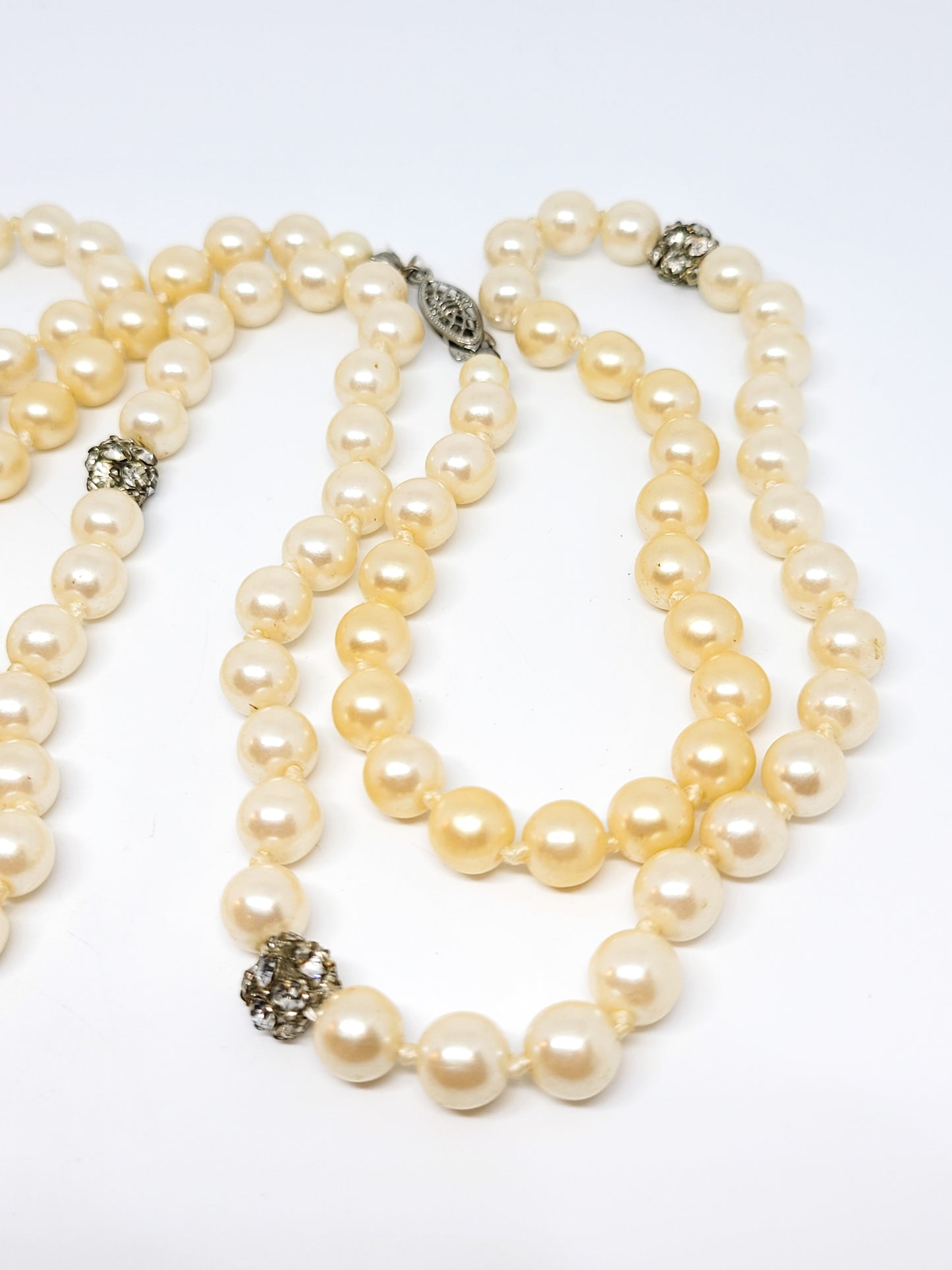 Cream faux pearl and rhinestone beaded hand knotted long vintage necklace 42 inches