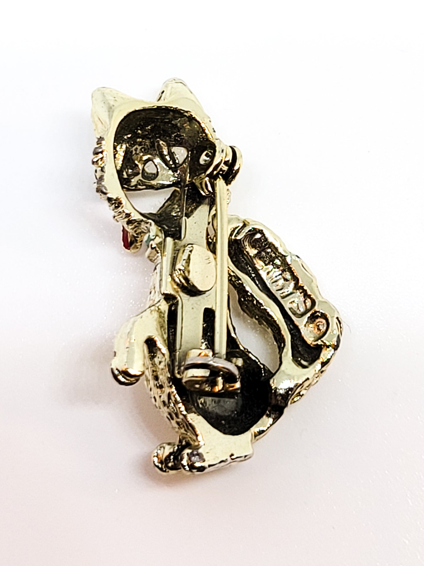 Gerry's signed vintage baby fox brooch with green rhinestone eyes figural pin