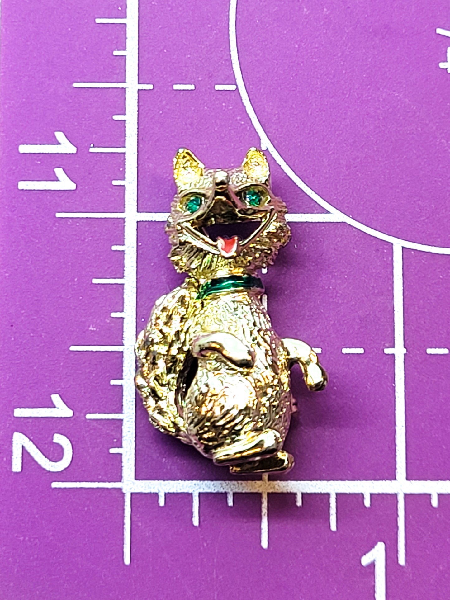 Gerry's signed vintage baby fox brooch with green rhinestone eyes figural pin