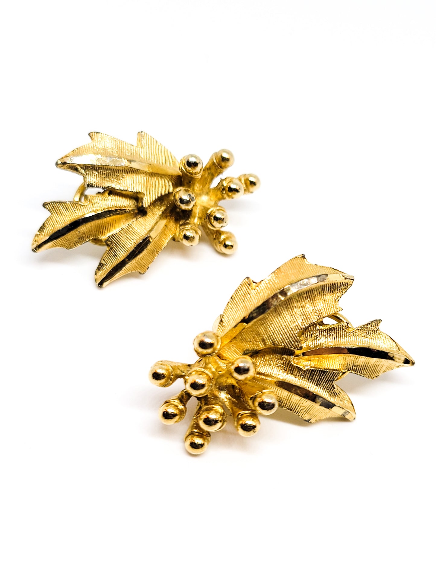 BSK signed vintage gold toned clip on Christmas holiday holly berry clip on earrings