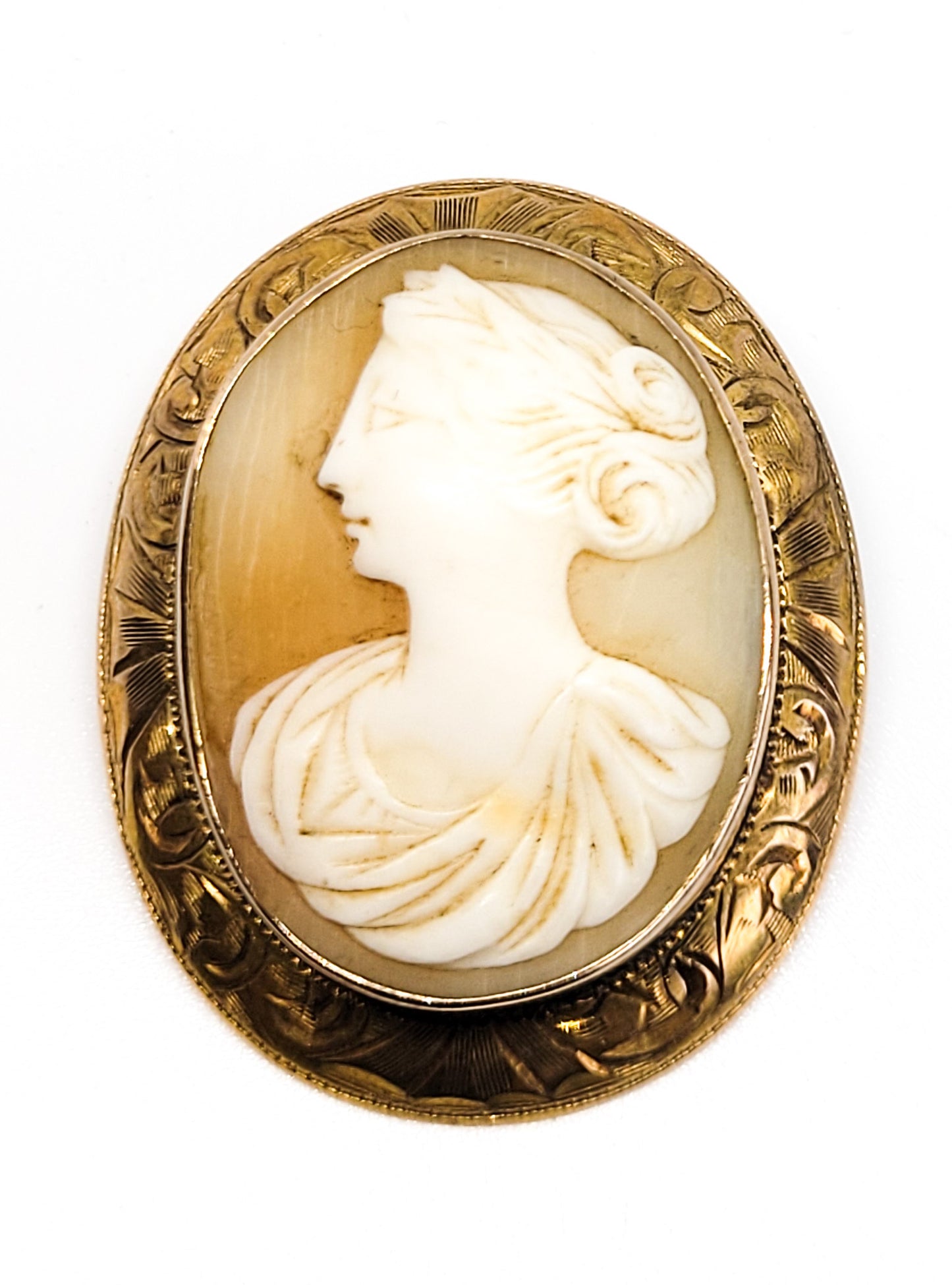 Carnelian shell carved left facing female cameo 10k yellow gold vintage brooch 9.4g