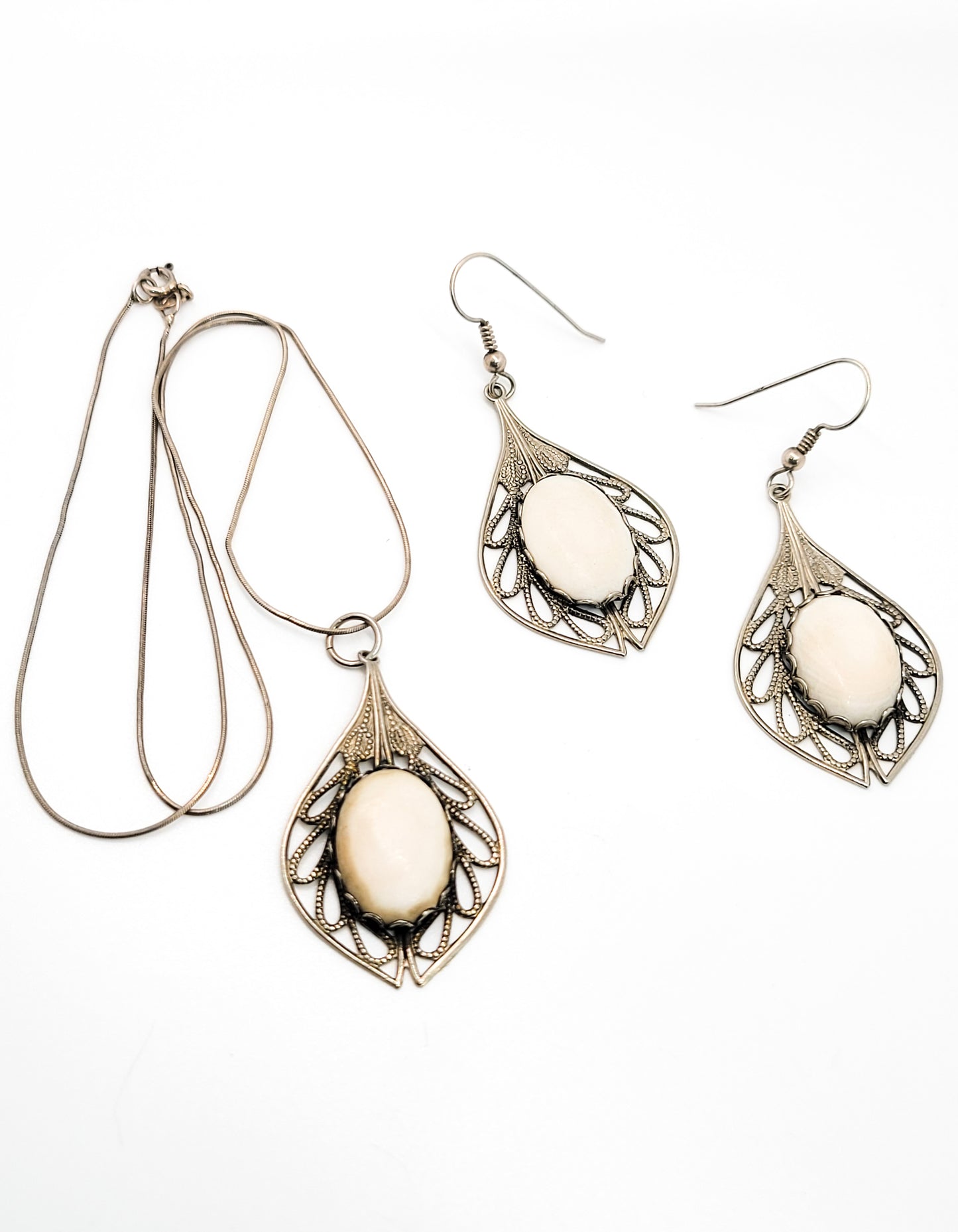 Filigree stamped sterling silver and white shell MOP vintage necklace and earrings set 925
