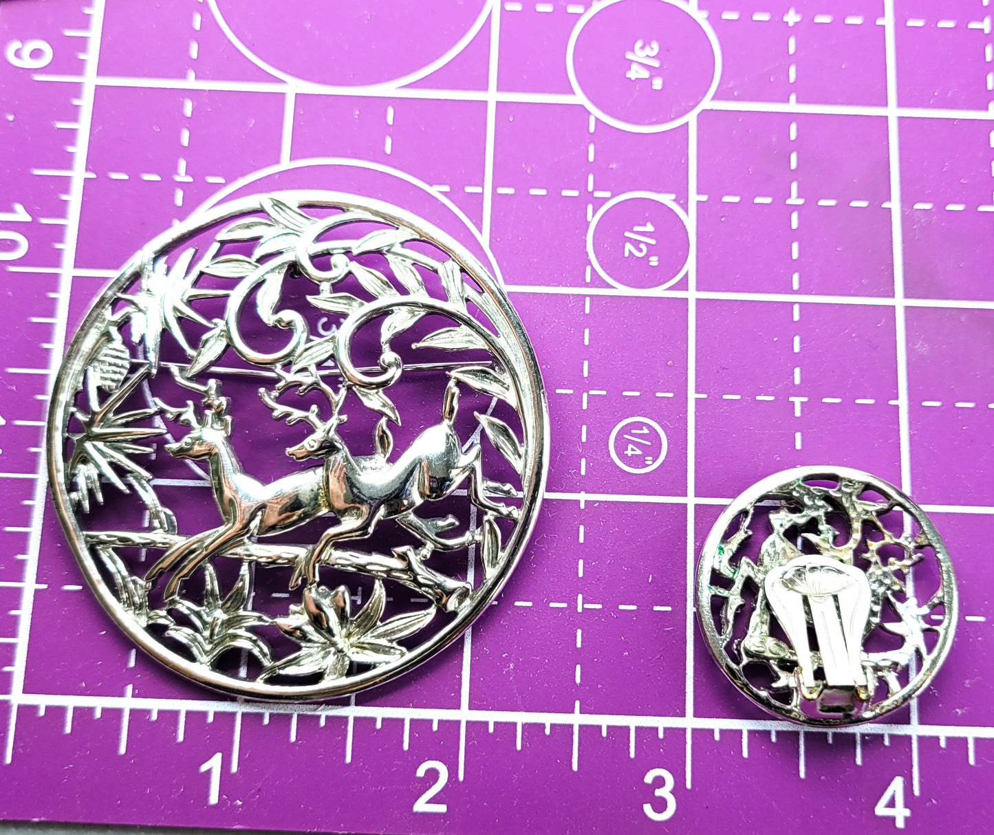 Sarah Coventry Woodland Flight Set Christmas reindeer vintage brooch & earrings 7696