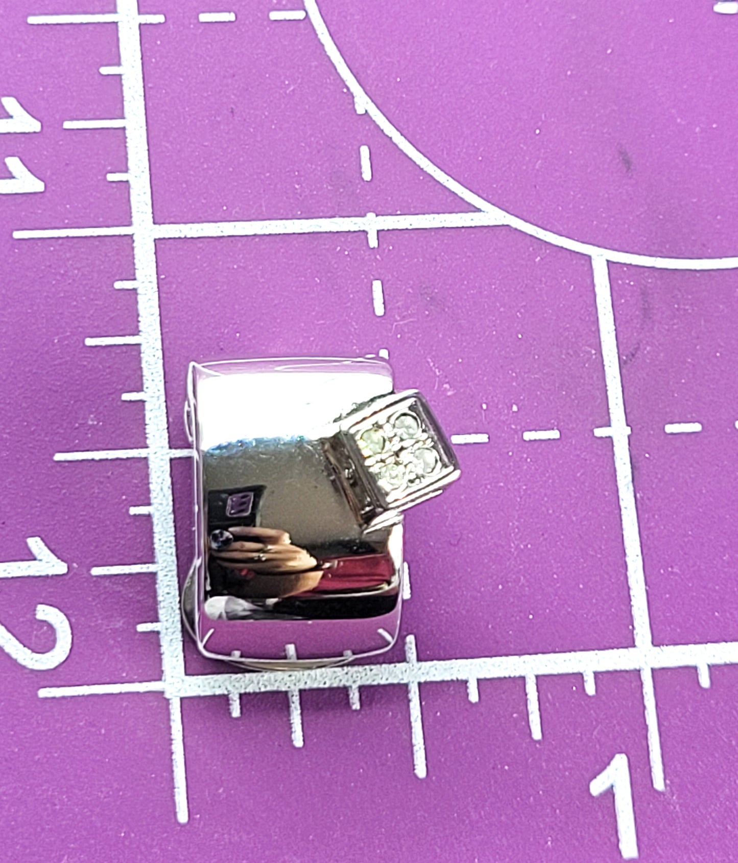 Pierre Lang Abstract Clear rhinestone chaton silver toned vintage clip on earrings