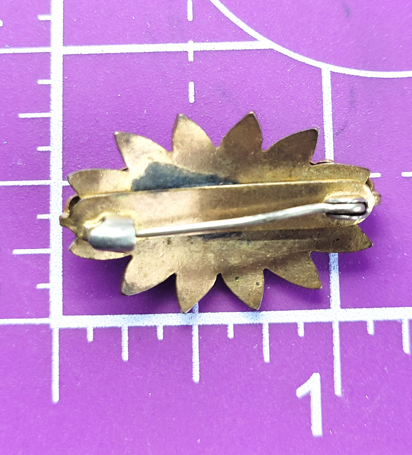 Victorian Antique red and white enamel gold filled vintage flower brooch with C clasp