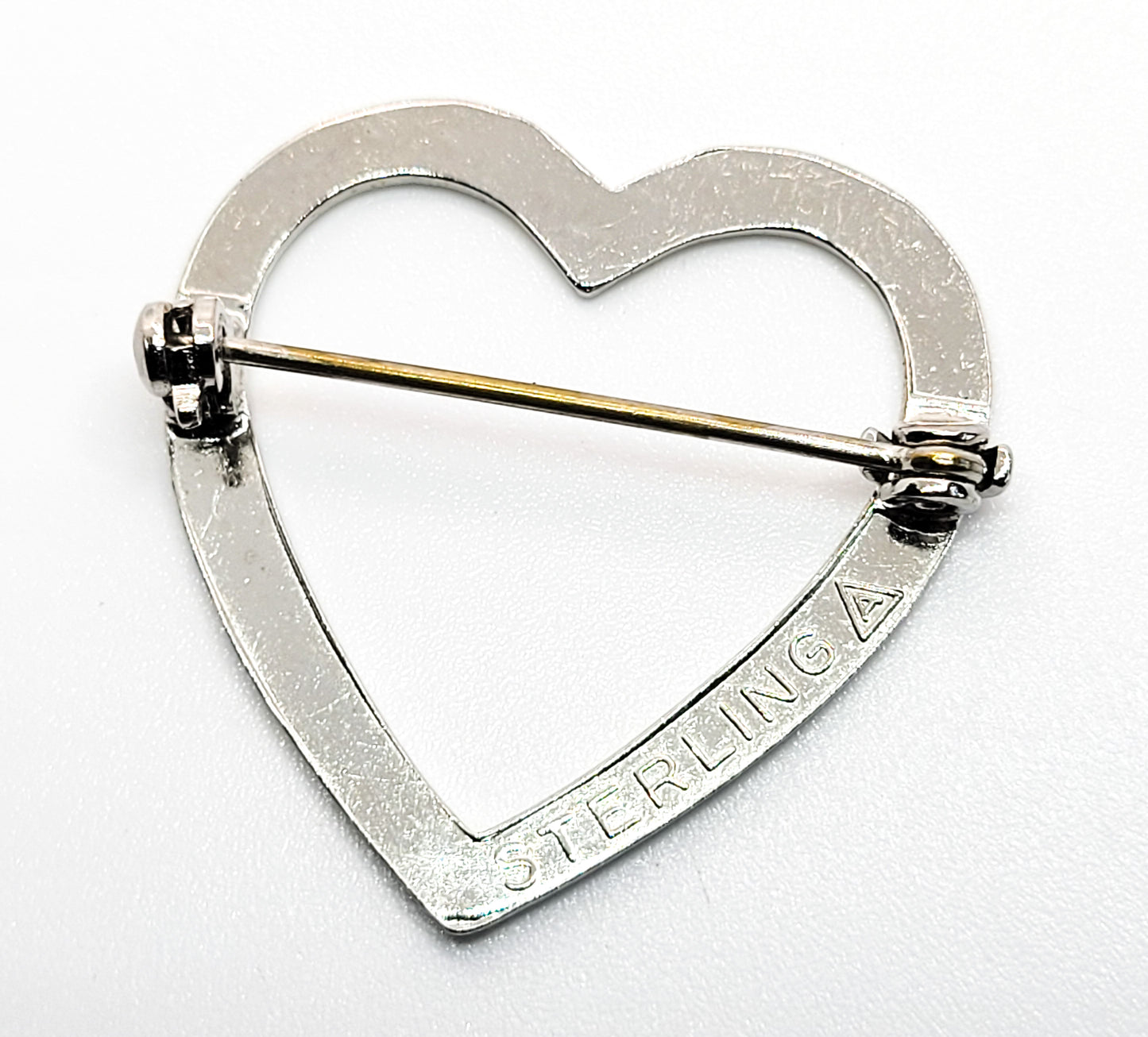 Bernard Abel & Co RI etched sterling silver open heart brooch 925