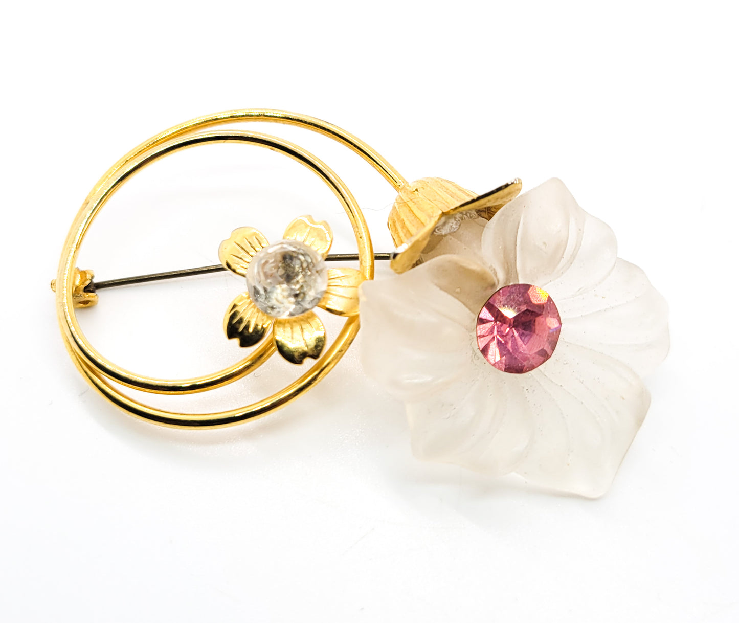 Frosted glass la lique style molded flower vintage brooch with pink rhinestone accents