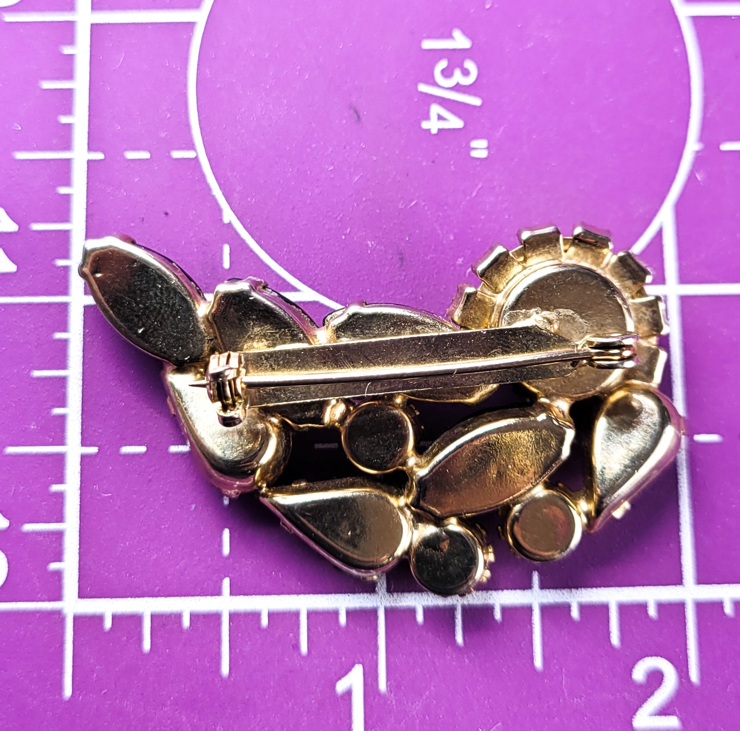 Autumn topaz and brown warm cup prong set vintage rhinestone brooch estate