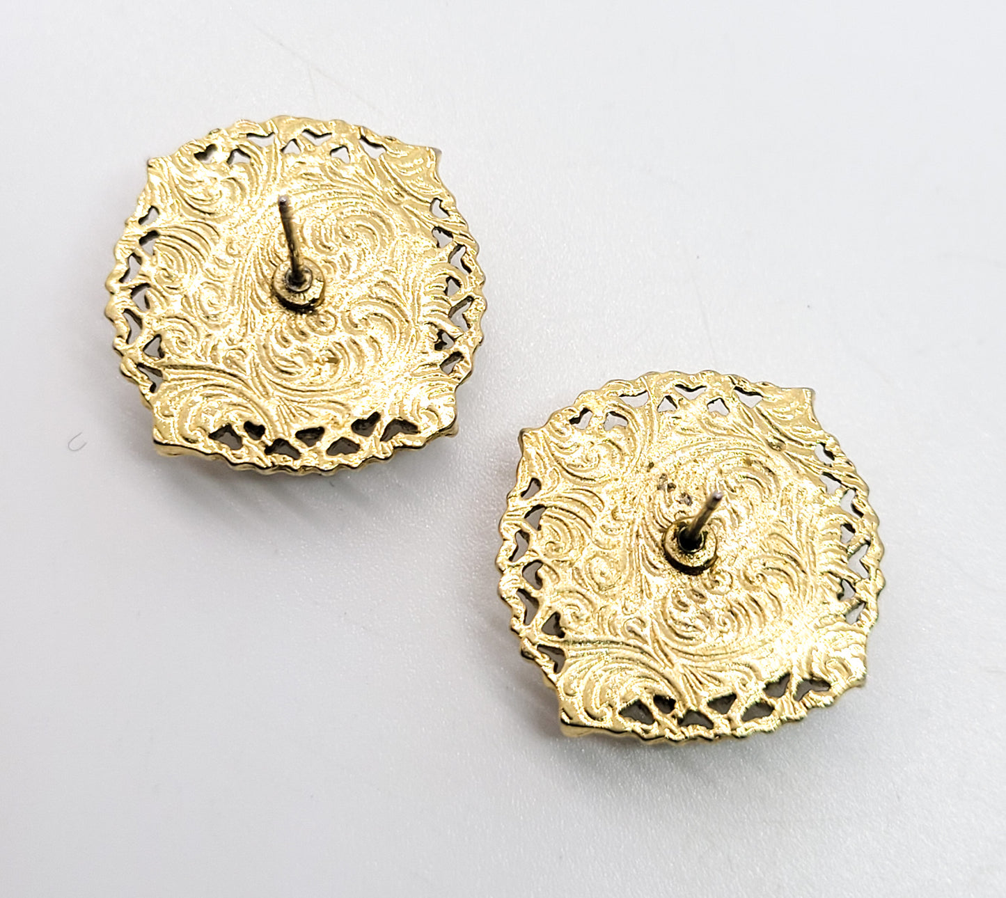 Painted pink and white flower faux pearl pink rhinestone gold toned vintage earrings