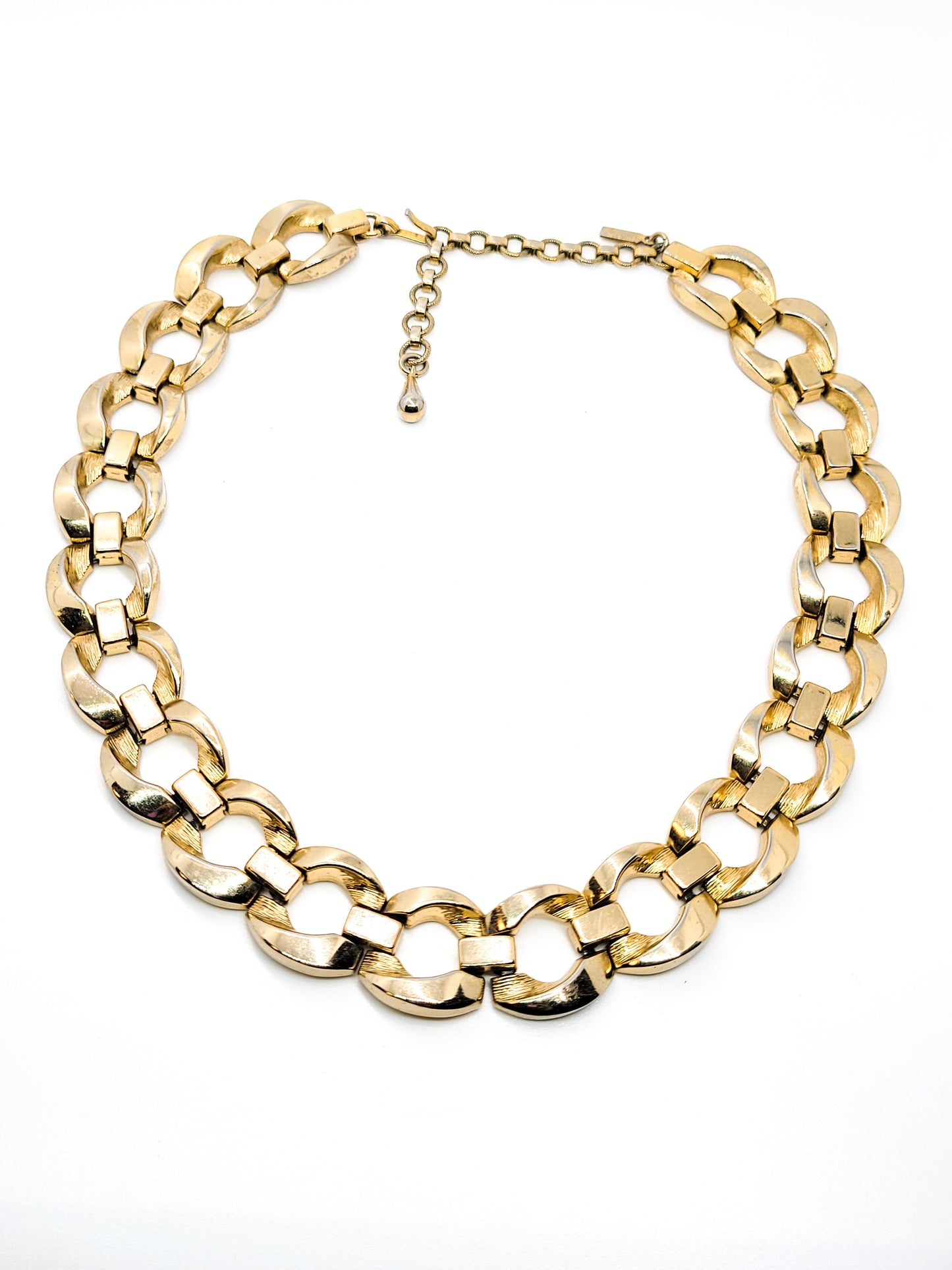 Monet signed vintage gold toned book chain linked necklace