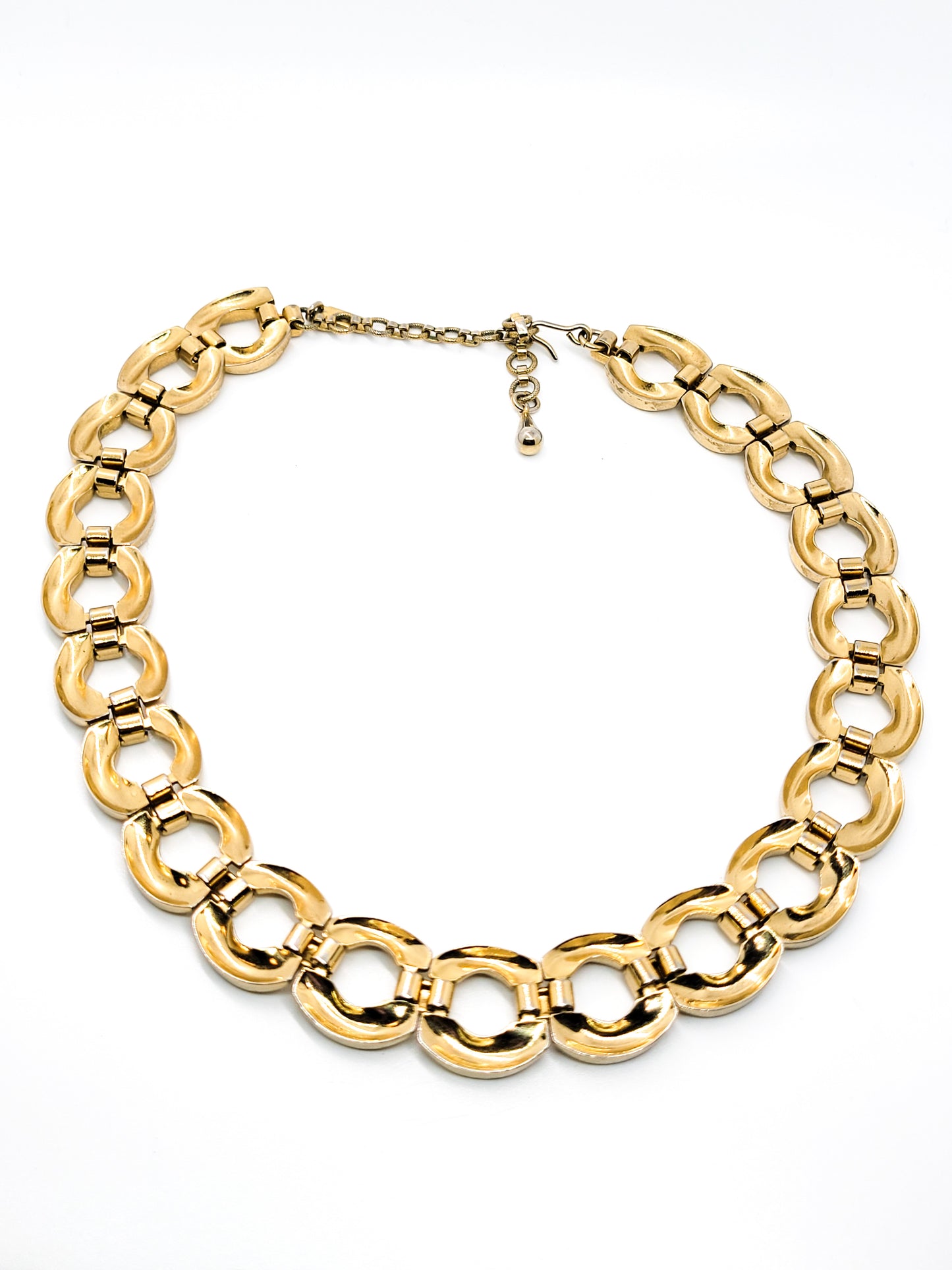 Monet signed vintage gold toned book chain linked necklace