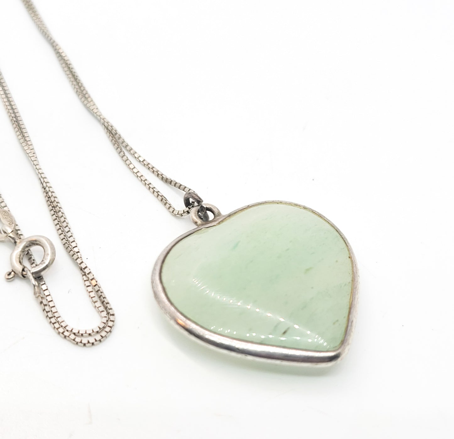 Nephrite Jade green gemstone sterling silver vintage heart necklace 925