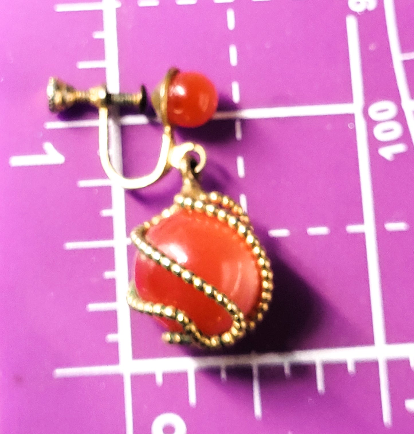 Red and gold swirl mid century lucite beaded vintage drop screw back earrings