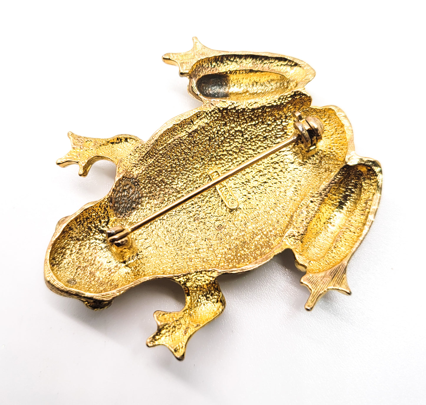 Don Lin signed gold tone rhinestone vintage frog brooch