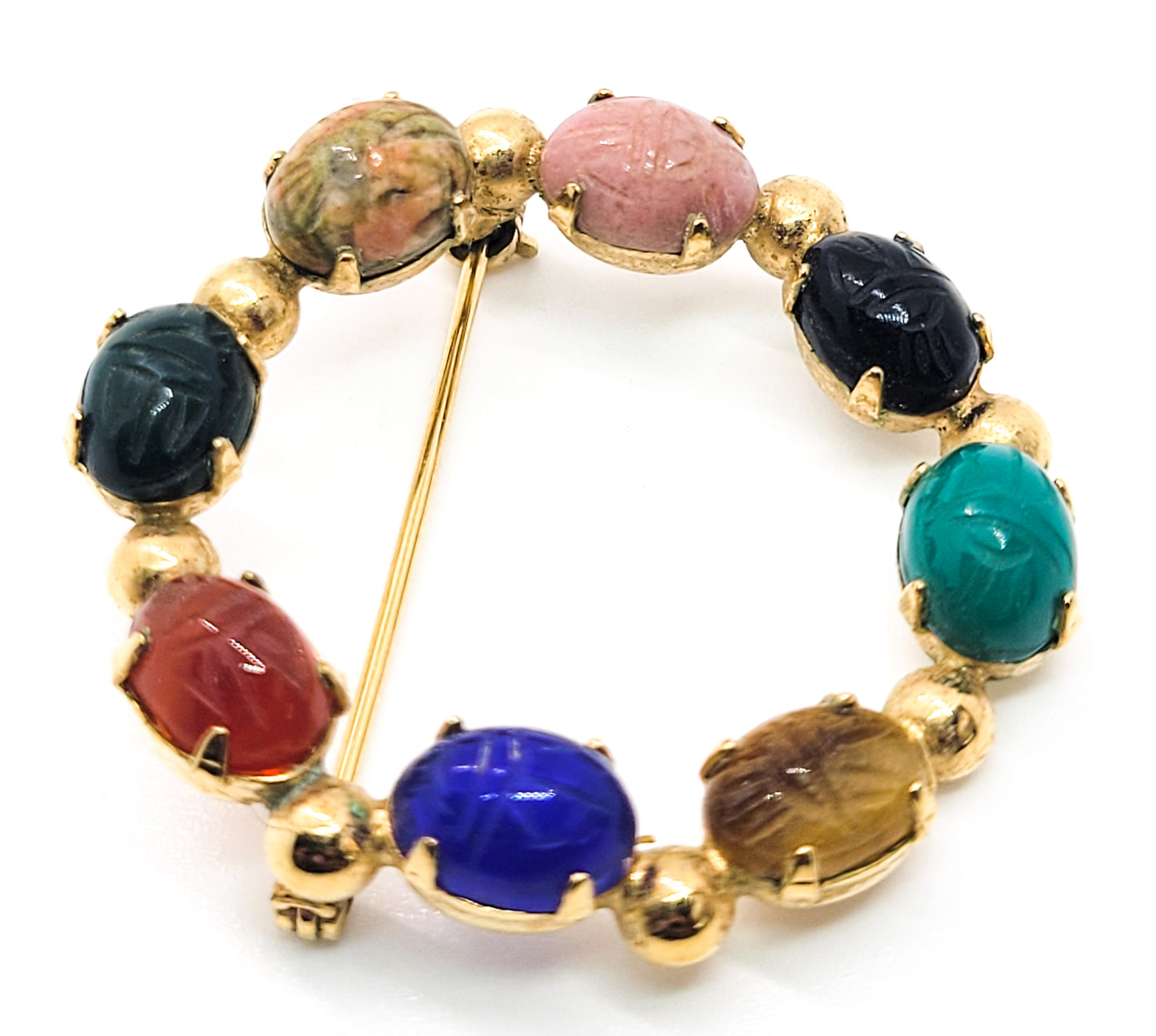 Egyptian revival Carved Gemstone Scarab beetle gold filled vintage circle brooch