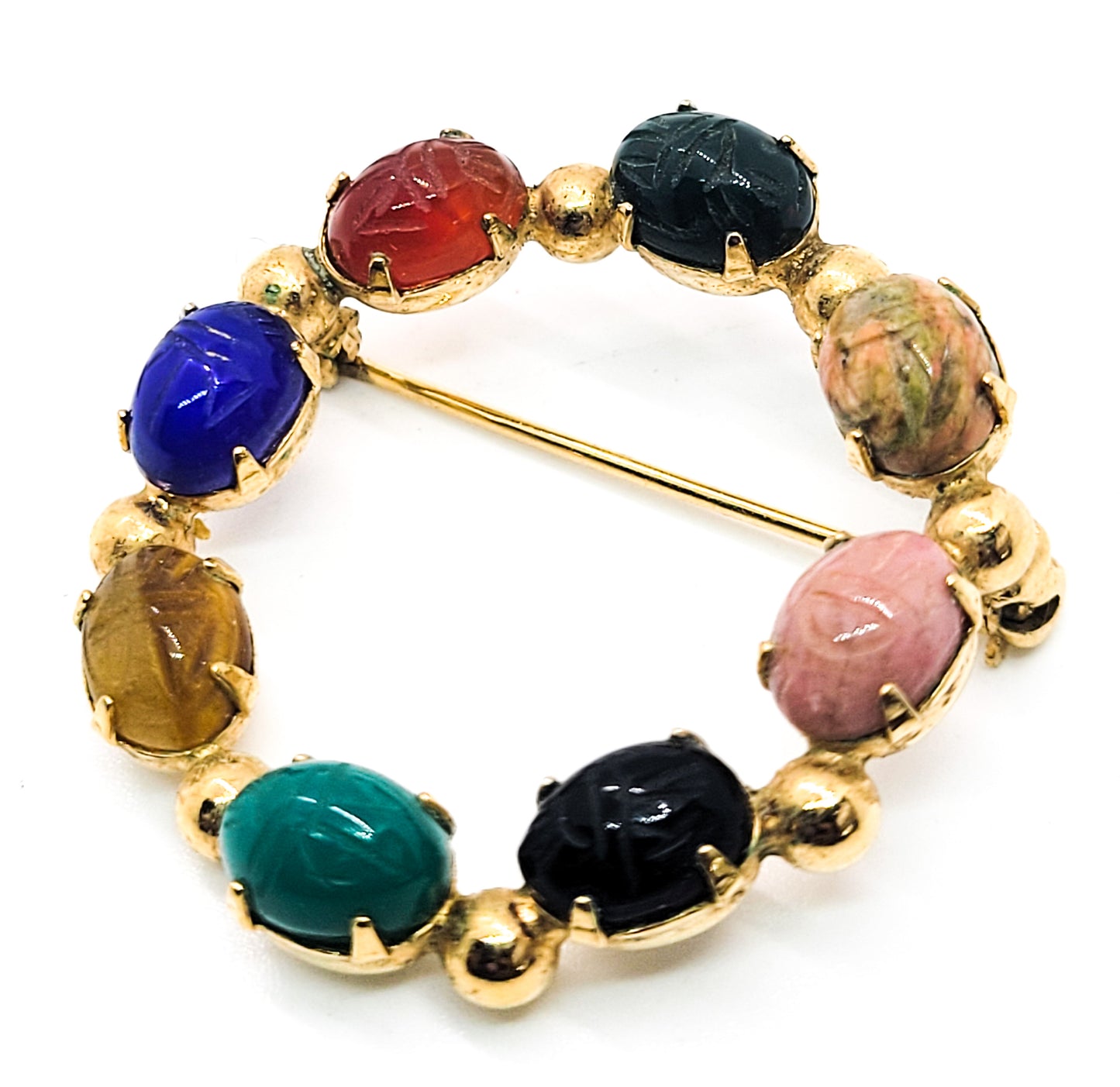 Egyptian revival Carved Gemstone Scarab beetle gold filled vintage circle brooch