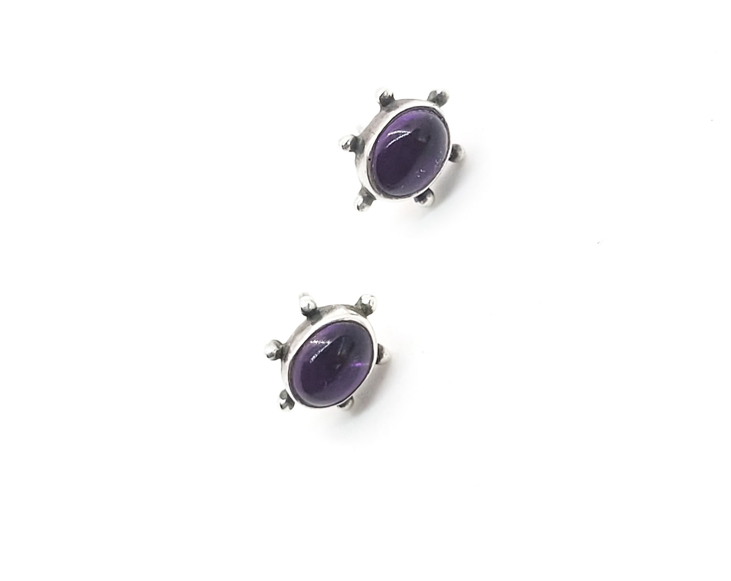 SU Amethyst purple gemstone sterling silver stud earrings