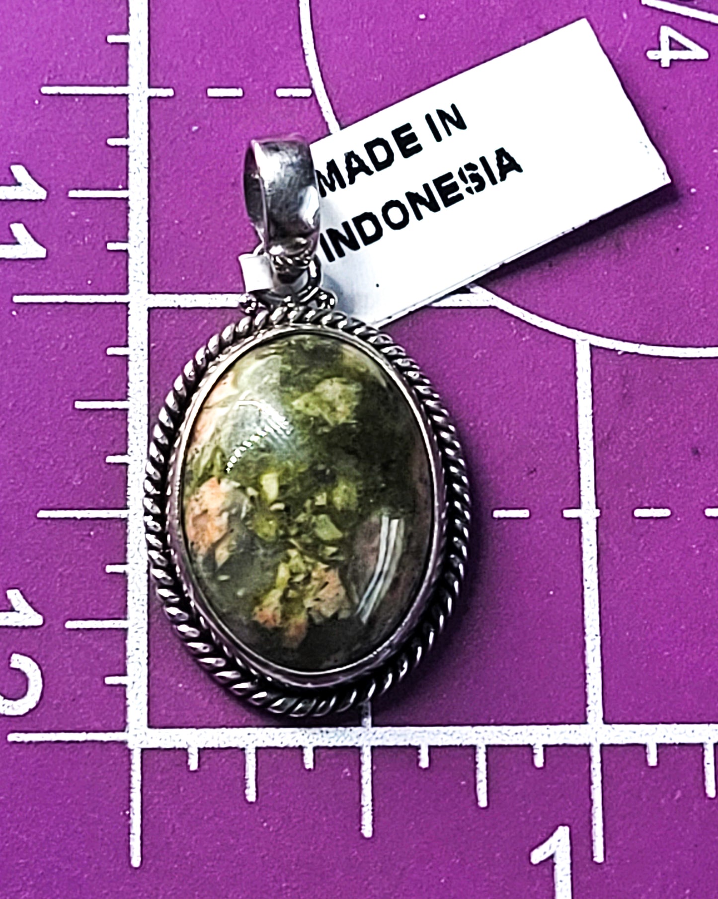 Unakite Green gemstone Balinese sterling silver pendant NWT Indonesia