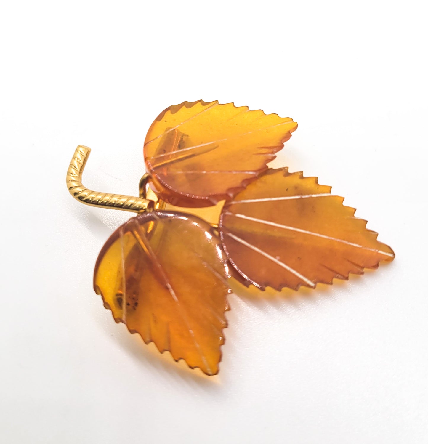 Apple Juice Orange Lucite leaf vintage autumn fall gold toned leave brooch